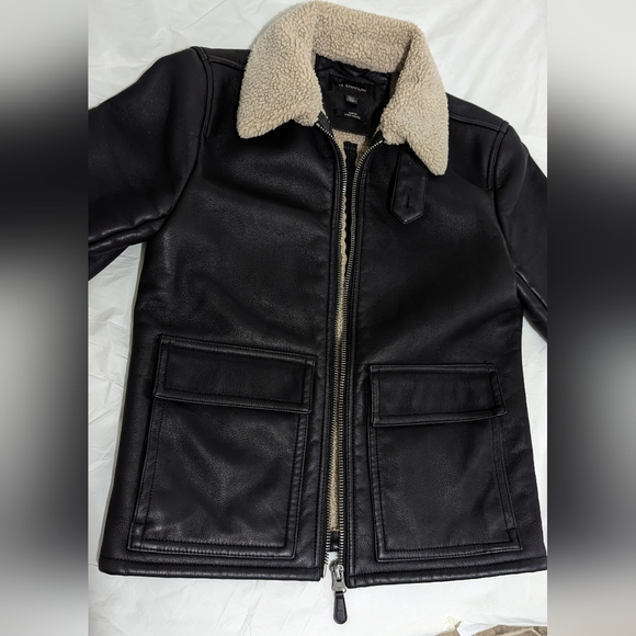 Le Chateau unisex xs/s jacket, looks brand new. - Picture 2 of 6